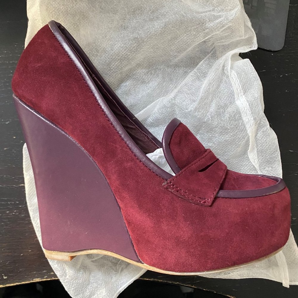 JEFFREY CAMPBELL Suede LANIE Platform Wedge Loafers       BNWT       Size 7.5